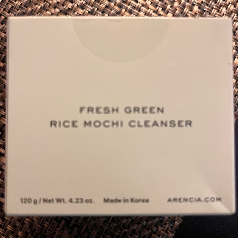 Arencia Fresh Green Rice Mochi Cleanser – 120g - Picture 2 of 4